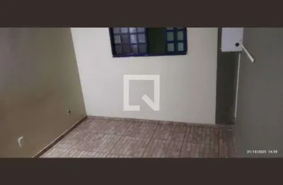 Casa com 3 quartos para alugar na Guará Ii Qe 38 Conjunto G, Guará I, Brasília