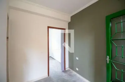 Casa com 2 quartos para alugar na Rua Jacinto Estivão, Jaraguá, São Paulo