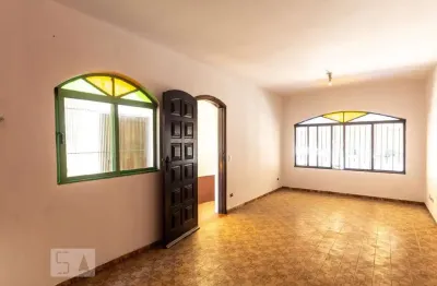 Casa com 3 quartos para alugar na Rua Edmundo André Bonotti, Interlagos, São Paulo