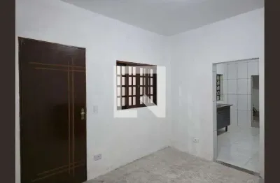 Casa com 2 quartos para alugar na Rua Cachoeira, Picanço, Guarulhos