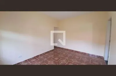 Casa com 2 quartos para alugar na Rua José Teixeira de Barros, Remédios, Osasco