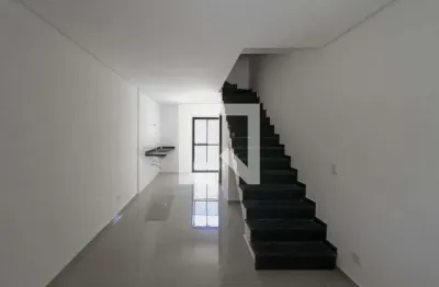 Casa com 3 quartos para alugar na Rua Ângelo Pavan, Vila Carrão, São Paulo
