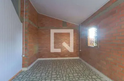 Casa com 3 quartos para alugar na Avenida Boqueirão, Olaria, Canoas