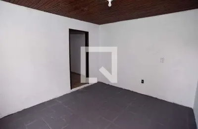 Casa com 2 quartos para alugar na Avenida Antônio Batista, Santa Cecília, Viamão