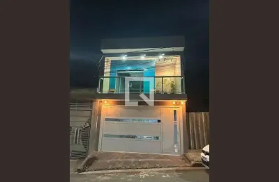 Casa com 2 quartos para alugar na Rua Taranto, Parque Viana, Barueri