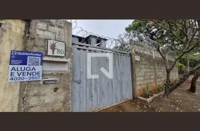 Casa com 2 quartos para alugar na Alameda Canadá, Lundcéia, Lagoa Santa