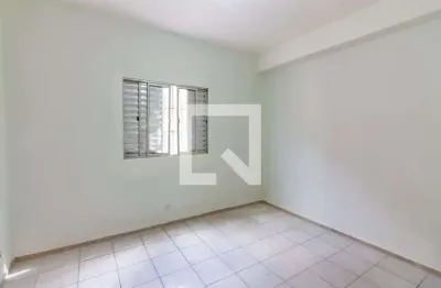 Casa com 1 quarto para alugar na Rua Santos Futebol Clube, Veloso, Osasco