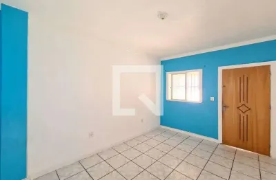 Casa com 2 quartos para alugar na Rua Eubanque, Pilares, Rio de Janeiro