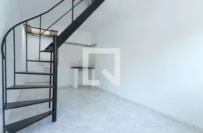 Casa com 2 quartos para alugar na Rua Galiléia, Casa Verde, São Paulo