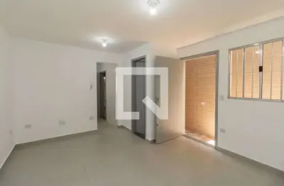 Casa com 1 quarto para alugar na Rua Astrogildo Cintra, Cangaíba, São Paulo