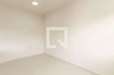 Casa com 2 quartos para alugar na Rua Júlia Roxo, Vila Sabrina, São Paulo