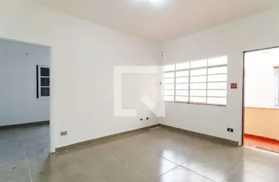 Casa com 2 quartos para alugar na Rua Domingos de Santa Maria, Jabaquara, São Paulo