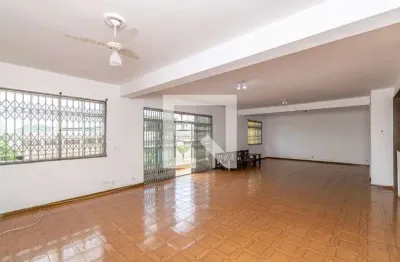 Casa com 7 quartos para alugar na Travessa Melquíades, Penha, Rio de Janeiro