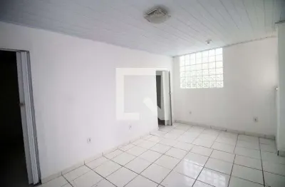 Casa com 3 quartos para alugar na Rua do Terço, Irajá, Rio de Janeiro