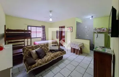 Apartamento para alugar na rua oceânica amábile, cidade ocian, praia grande por r$ 1.030