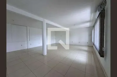 Casa com 1 quarto para alugar na Rua Adelpho Pinto, Feitoria, São Leopoldo