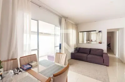 Casa com 2 quartos para alugar na Rua Dárcio Nurchis, Santa Maria, Osasco