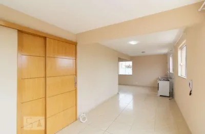 Cobertura com 1 quarto para alugar na Rua Marins Tavares de Andrade, Uberaba, Curitiba