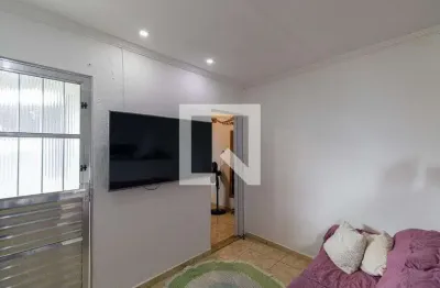 Casa com 1 quarto para alugar na Rua José Garcia Terra, Ponte Rasa, São Paulo