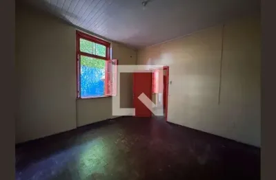 Casa com 2 quartos para alugar na Rua Lindolfo Collor, Centro, São Leopoldo