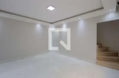 Casa com 3 quartos para alugar na Rua Herison, Mandaqui, São Paulo