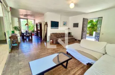 Casa com 4 quartos para alugar na Rua Osório Duque Estrada, Gávea, Rio de Janeiro