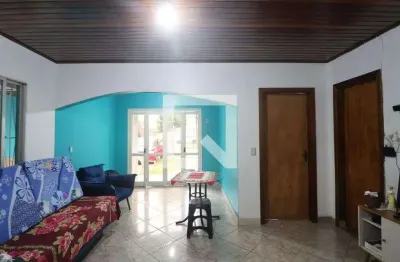 Casa com 4 quartos para alugar na Rua Soledade, Mathias Velho, Canoas