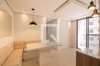 Apartamento com 2 quartos para alugar na Rua Professor Luis Eulalio de Bueno Vidigal, Centro, Osasco