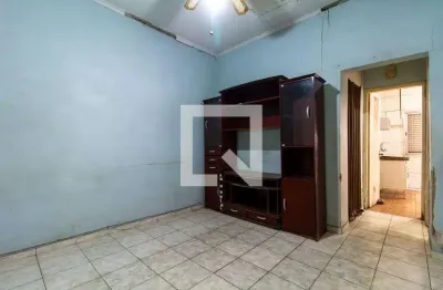 Casa com 2 quartos para alugar na Rua Santo Inácio, Tatuapé, São Paulo