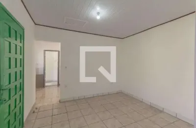 Casa com 1 quarto para alugar na Rua Manaus, Mathias Velho, Canoas