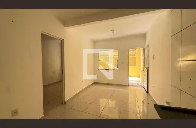 Casa com 1 quarto para alugar na Rua Monsenhor Rubéns Mesquita, Barris, Salvador