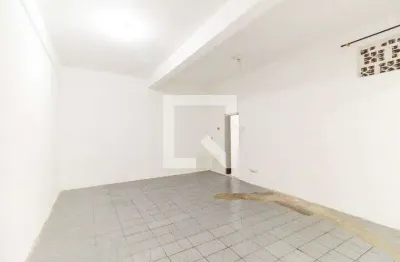 Casa com 1 quarto para alugar na Rua Rosa-do-Campo, Vila Jacuí, São Paulo