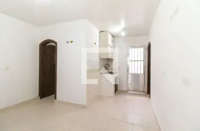 Casa com 1 quarto para alugar na Rua Serra de Santa Marta, Itaquera, São Paulo
