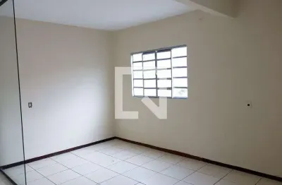 Casa com 1 quarto para alugar na Rua Atílio Lofredo, Padroeira, Osasco