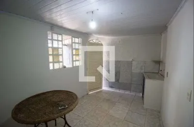 Kitnet / stúdio para aluguel - taguatinga, 1 quarto,  15 m² - brasília