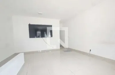 Casa com 2 quartos para alugar na Rua Aurélio Rodrigues da Silva, Caixa D'Água, Salvador