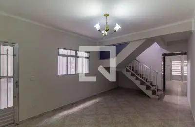 Casa com 4 quartos para alugar na Rua João Lopes de Lima, Sapopemba, São Paulo