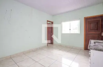 Casa com 2 quartos para alugar na Rua Atílio Lofredo, Padroeira, Osasco