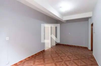 Casa com 2 quartos para alugar na Rua Manajeru, Vila Ede, São Paulo