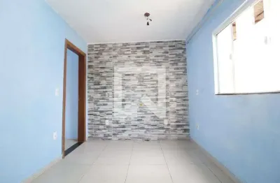 Casa com 2 quartos para alugar na Rua Numa Pompílio Bitencourt, Pernambués, Salvador