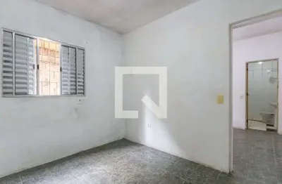 Casa com 1 quarto para alugar na Rua Mário Quintana, Santa Maria, Osasco