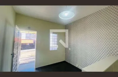 Casa com 2 quartos para alugar na Rua Baronesa Geraldo de Resende, Taquaral, Campinas