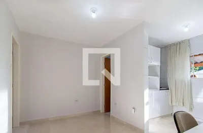 Casa com 1 quarto para alugar na Rua Nicolau Vorobi, Fazendinha, Curitiba