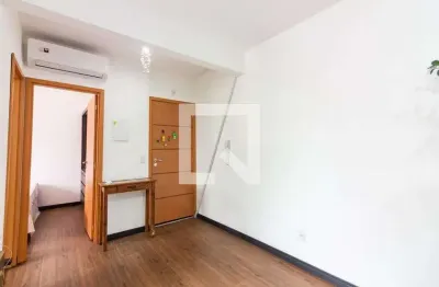 Apartamento com 1 quarto para alugar na Rua Salém Bechara, Centro, Osasco