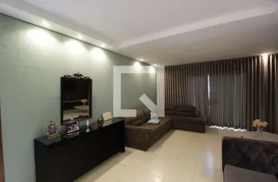 Casa para aluguel - nossa sra. aparecida, 3 quartos,  0 m² - uberlândia
