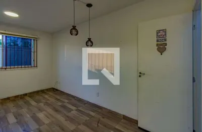 Apartamento com 1 quarto para alugar na Rua Irmã Maria Hiltgardis, Olaria, Canoas