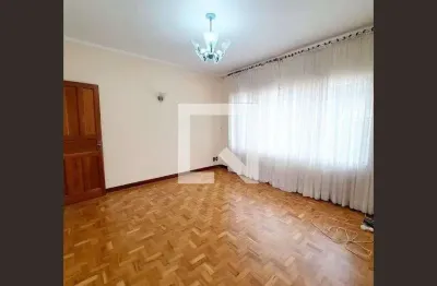 Casa com 2 quartos para alugar na Rua Doutor Alcides da Costa Vidigal, Centro, Osasco