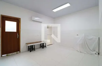 Casa com 2 quartos para alugar na Travessa Vila Maltês, Água Branca, São Paulo
