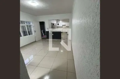 Casa com 3 quartos para alugar na Rua Poloni, Vila Ema, São Paulo