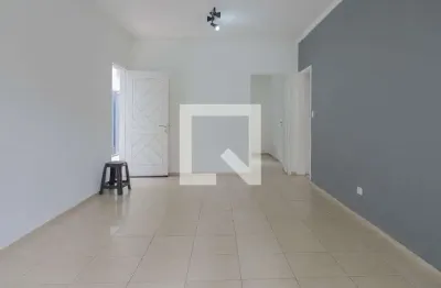 Casa com 2 quartos para alugar na Rua dos Bandeirantes, Vila Bocaina, Mauá